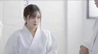 十五天天气（看下面学生妹完整版和联系方式）大学门口吊的学生妹